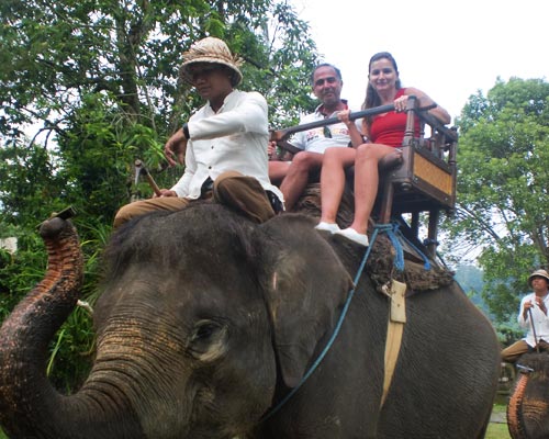BALI RAFTING & MONTAR ELEFANTES