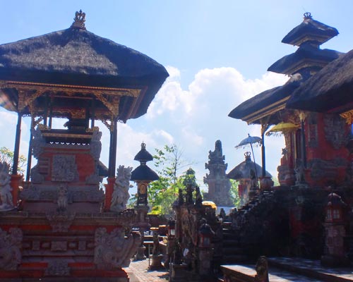 el templo de Rambut Siwi